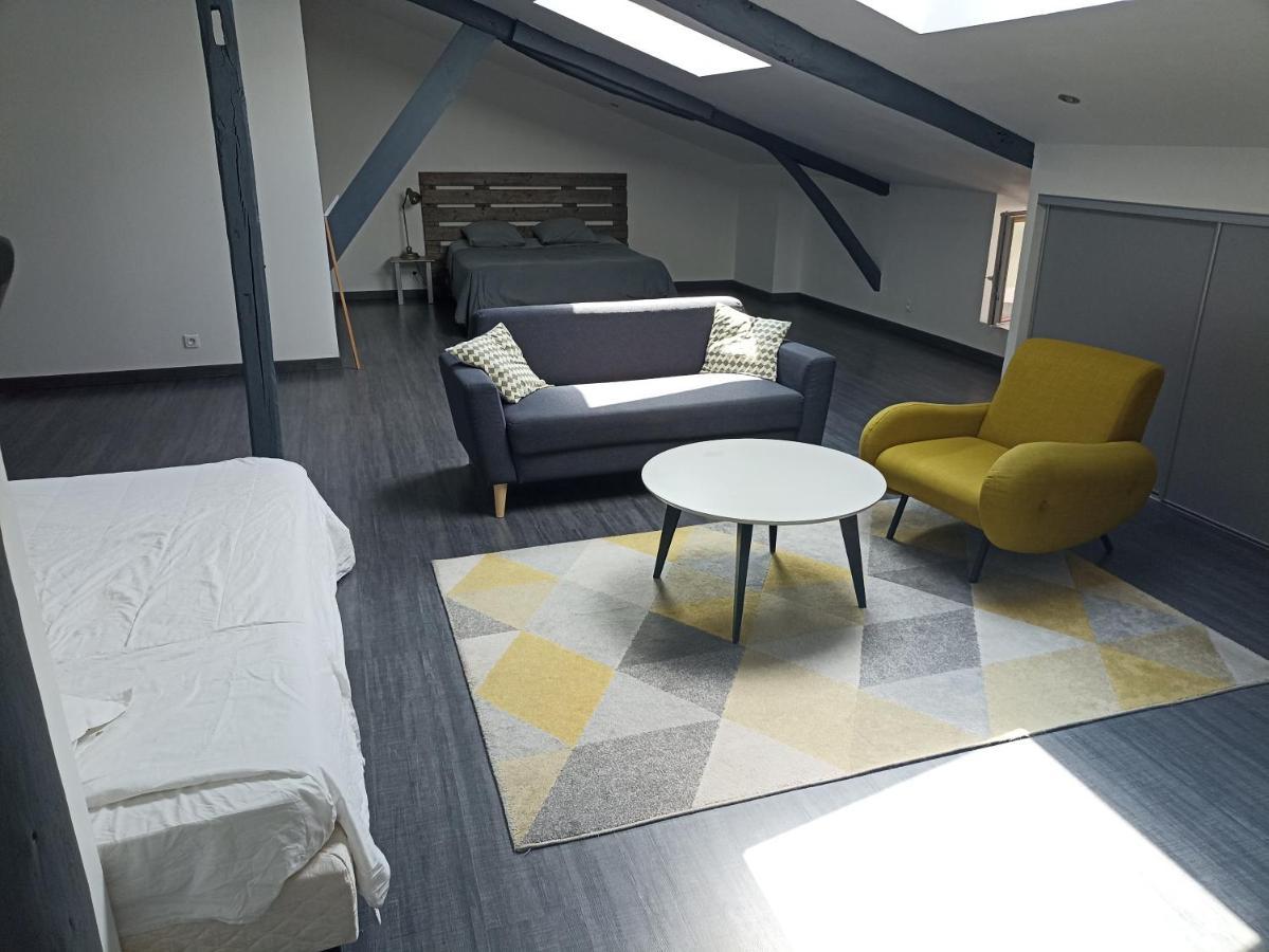 Hotel Le Coustalou Livinhac-le-Haut Esterno foto