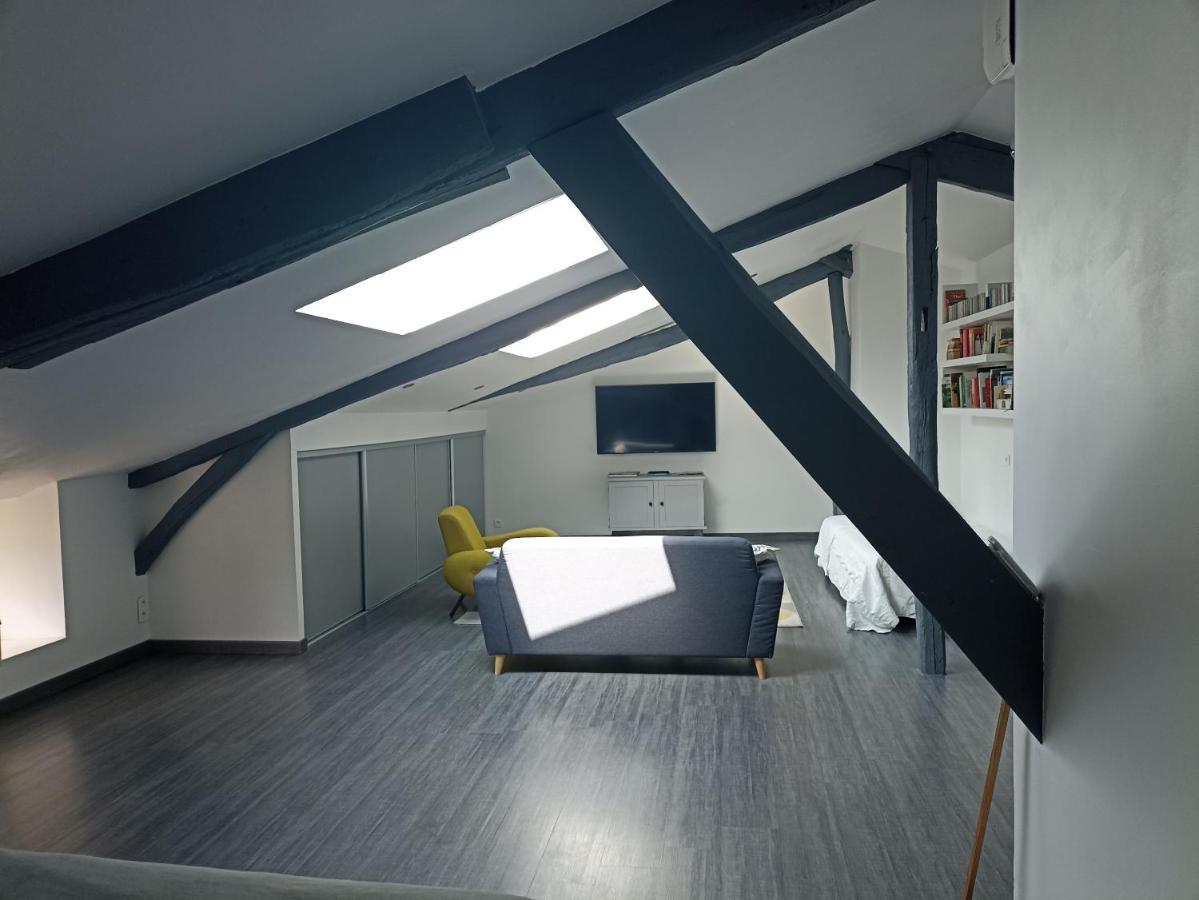 Hotel Le Coustalou Livinhac-le-Haut Esterno foto