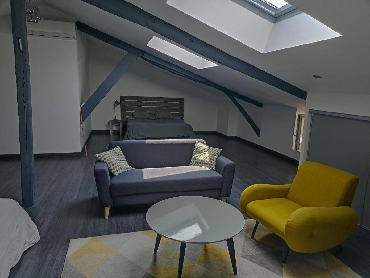 Hotel Le Coustalou Livinhac-le-Haut Esterno foto